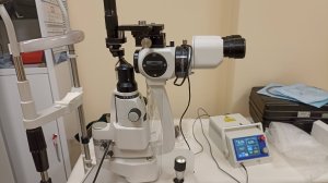 Приставка для фотокоагуляции к щелевой лампе.