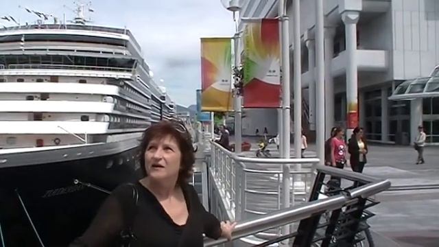 Канада.Когда мы не работаем. смотреть онлайн