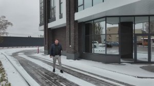 Новое административное, торговое здание Строителей, 133 в Барнауле