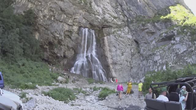 Велопутешествие к озеру Рица смотреть онлайн