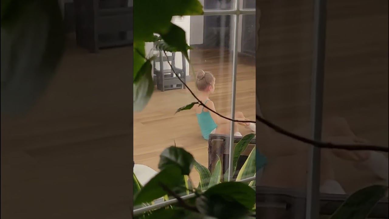 Так РОЖДАЮТСЯ ЗВЕЗДОЧКИ ! Занятия С ХОРЕОГРАФОМ #балет