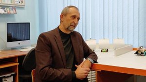 Интервью "Чем занимаются на робототехнике?"