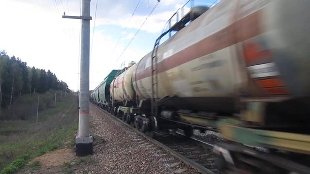 Электровозы ВЛ10У-902/910 с грузовым поездом платформа 221 км 4.05.2019