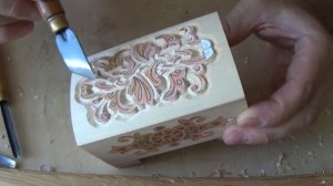 Шкатулка Старинный Сундучок. Резьба по дереву