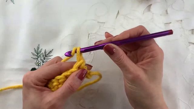 How to work rows of Double Crochet (UK terms)