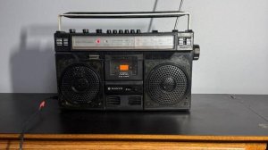 SANYO M-9920-2  Stereo Vintage AM-FM Radio Cassette Recorder Boombox-Korea-1975-год