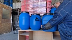 Пластиковая бочка 51 литр синяя