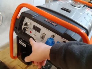 Топливный электроклапан к отдельной цепи 12в бензогенератора