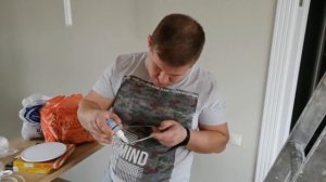Порвался  натяжной потолок возле светильника.  Ремонт без замены полотна.