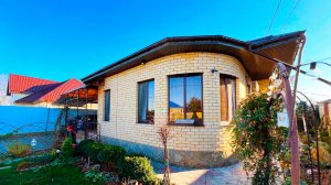 Замечательный домик с шикарным участком  между двух морей