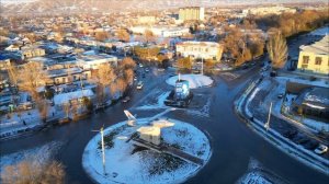 Декабрь в Кыргызстане. Город Токмок ( Площадь )