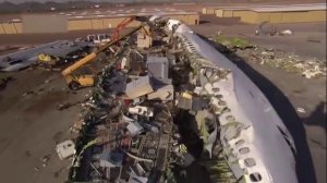 Как разбирают самолёт