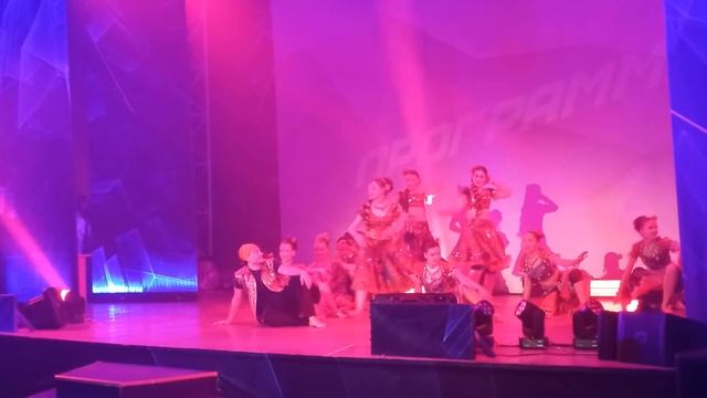 Индийский танец смотреть онлайн