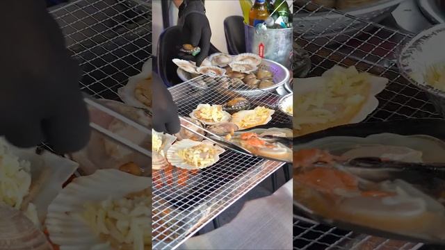 Канал Уличная Еда / Street Food Channel. Морепродукты на гриле со свининой