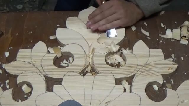 Резной декор из сосны. Красиво и просто своими руками