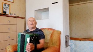 ЗВУЧИТ В ИСПОЛНЕНИИ ВАСИ ПОПОВА ПОД ГАРМОНЬ, НАРОДНАЯ ПЕСНЯ = ОЙ ЦВЕТИ КУДРЯВАЯ РЯБИНА= ПО НАРОДНОМ