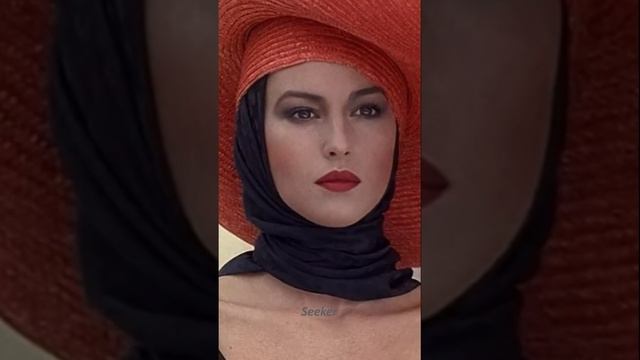 Моника Беллуччи | Monica Bellucci - Adriano Celentano Confessa смотреть онлайн