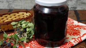 Компот из голубики и алычи на зиму