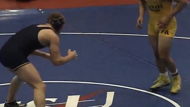 2009 Midwest - 184 Mike Wilcox (Del Val) dec Louis Posa (Trine) 6-2 смотреть онлайн