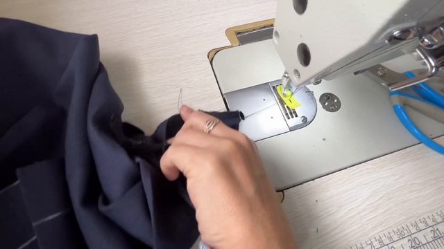 Маленький секрет идеальной подгибки низа мужских брюк смотреть онлайн