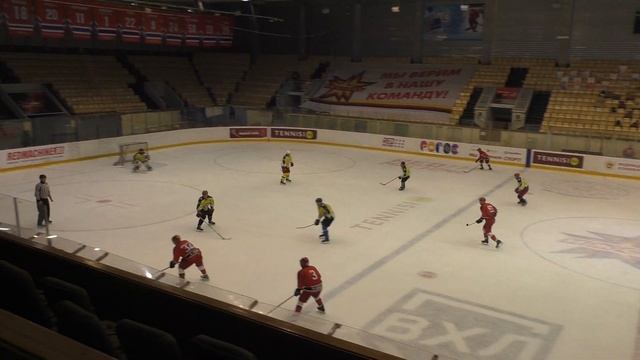 НХЛ УР, 15.11.2020, 20-45, Звезда 40+ - ВЕК-РеСто, 2 период смотреть онлайн