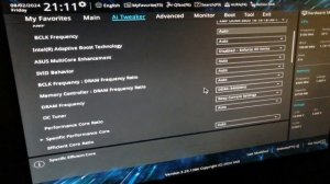 13600K: Default Vcore (Hyper-Threading On) vs Manual Vcore (Hyper-Threading Off) + Bios