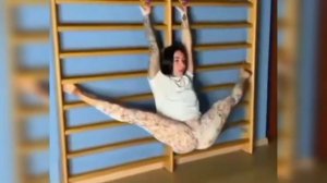 Hot Yoga and Contortionist 🍑