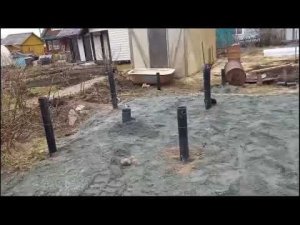Закрутка винтовых свай под дом #дом #стройка #винтовыесваи