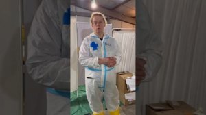 Анапа. Наши врачи и волонтеры в пункте приема птиц