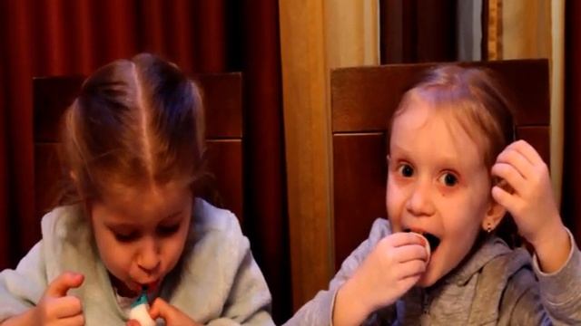 Челлендж мармеладная еда против настоящей. К нам в гости пришла Настёна Сластёна смотреть онлайн