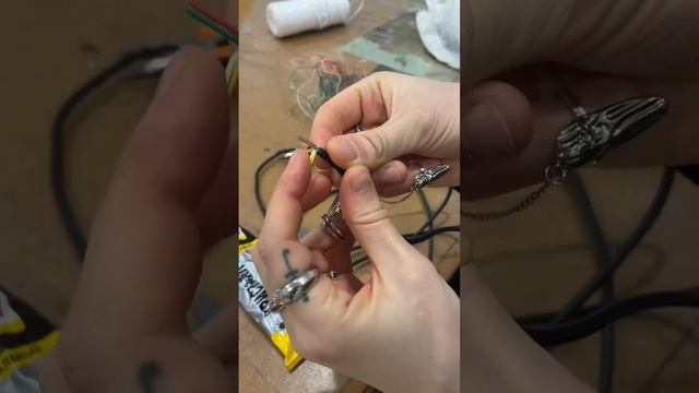 Как извлечь провода из изоляции #ecofriendly #diy