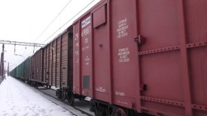 Электровоз ВЛ80с-891 с грузовым поездом. Крытые Вагоны