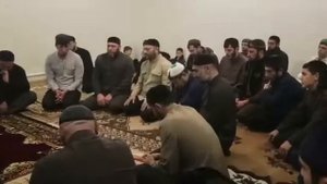 Хамзат Эсетах лаьцна назма