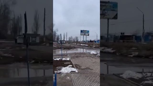 Охота дрона за гражданским авто в Горловке-1