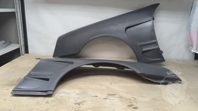 Пластиковые крылья Mercedes w208 стиль Lorinser смотреть онлайн