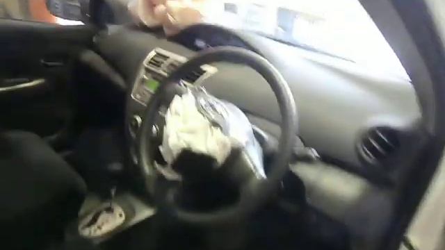 WRECKING 2010 TOYOTA YARIS, 1.5, 1NZ (J13983) смотреть онлайн