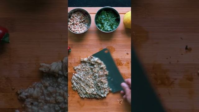 Baba Ganoush with a twist (Naaskhatoon - A spicy eggplant dip) 🍆 #shorts смотреть онлайн