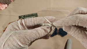 серия 2  продолжение - вяжем второй цветок ирландского кружева для украшения нашей подставки.