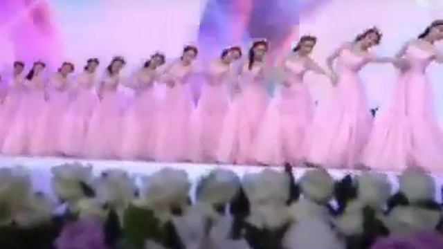 "Muhabbat" by our favorite Yulduz Usmonova,