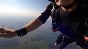 Прыжок с парашютом в тандеме с инструктором в Самаре