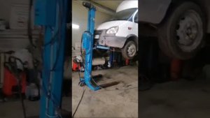 Подъемник автомобильный до 3,5 тонн