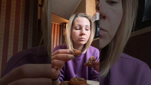 Полезные булочки от кинолога и для людей. #Shorts