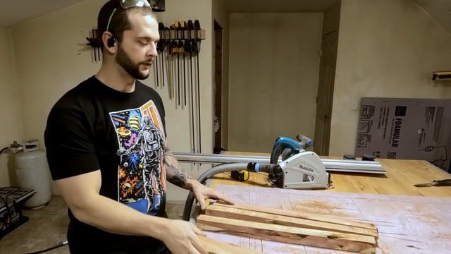 Cedar and epoxy end table смотреть онлайн