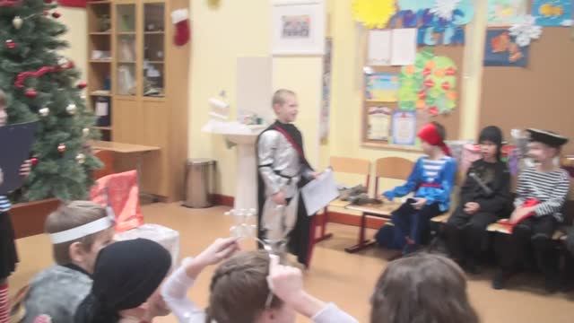 27.12.2016, Московская обл., г. Одинцово, лицей № 6, новогодний праздник у 1 "Б"класса".