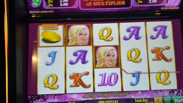 Lucky Lady's Charm UK Casino - Massive win at £5 stake! смотреть онлайн