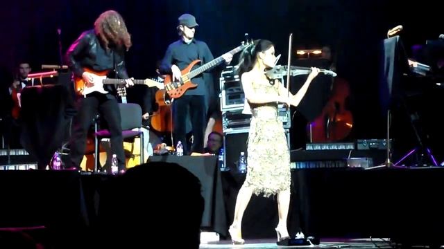 Vanessa Mae - Contradanza (Live in Sofia 03.12.2011) смотреть онлайн
