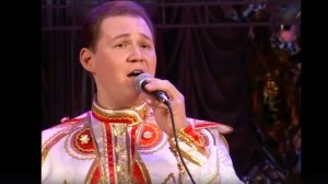 "ГАЛИНА". Музыка Давида Тухманова, слова Леонида Завальнюка. Исполняет Артём Старченко.