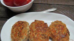 Котлеты из свинины с овощами