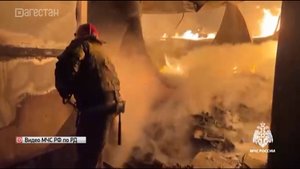 Крупный пожар потушили в мебельном цехе Хасавюрта