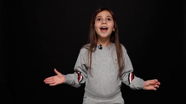 Актерская визитка / Оганесян Нунэ смотреть онлайн